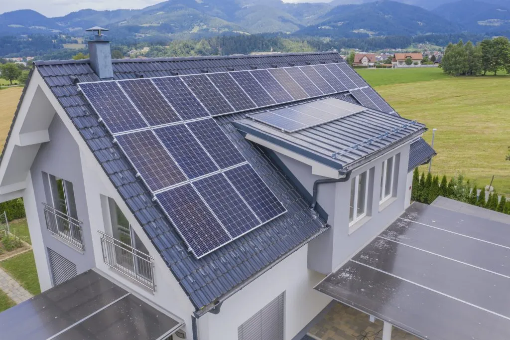 Cum să alegi un furnizor de panouri solare de încredere Panou solar