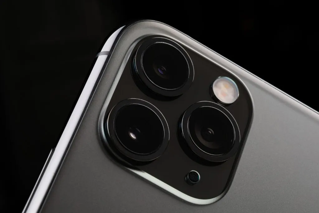 De Ce Să Îți Cumperi un iPhone 13 Pro: O Alegere Premium pentru Experiență Superioară De Ce Să Îți Cumperi un iPhone 13 Pro: O Alegere Premium pentru Experiență Superioară