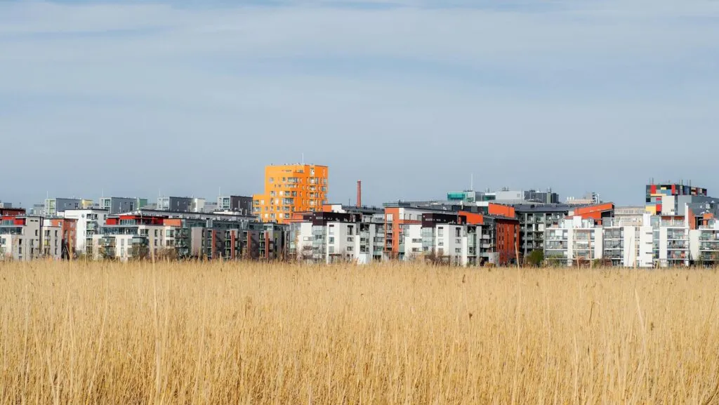 Explorând Oportunitățile Imobiliare: Cele Mai Promițătoare Cartiere din Iași în 2024