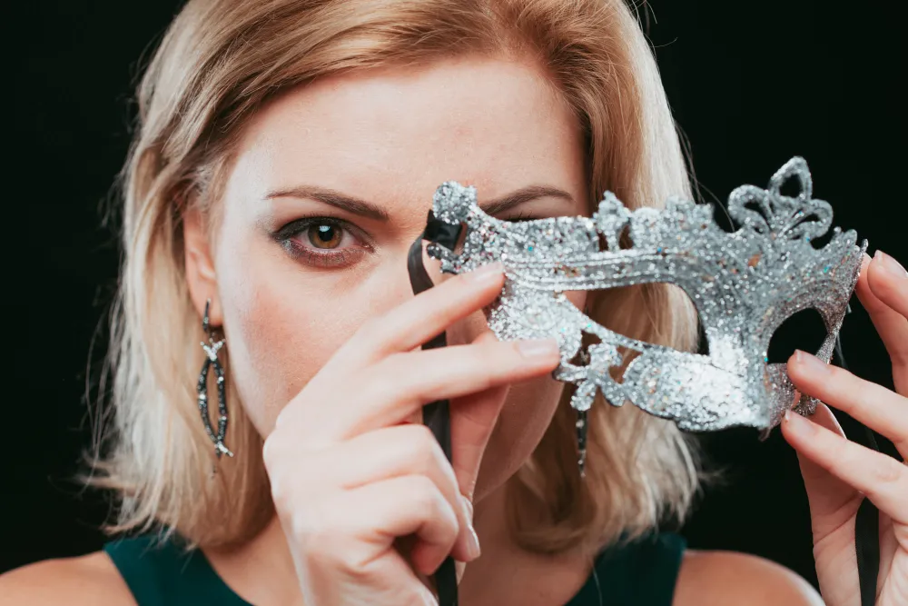 Ce este Swarovski Crystal Society?