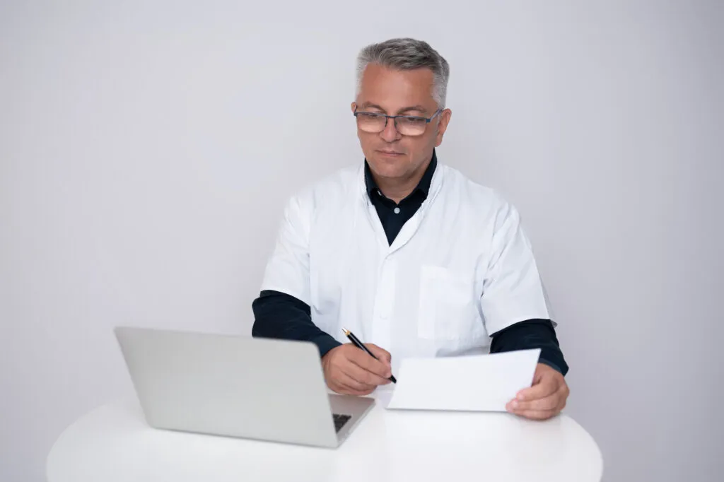 Cancerul Ficatului: Hepatocarcinomul și Colangiocarcinomul