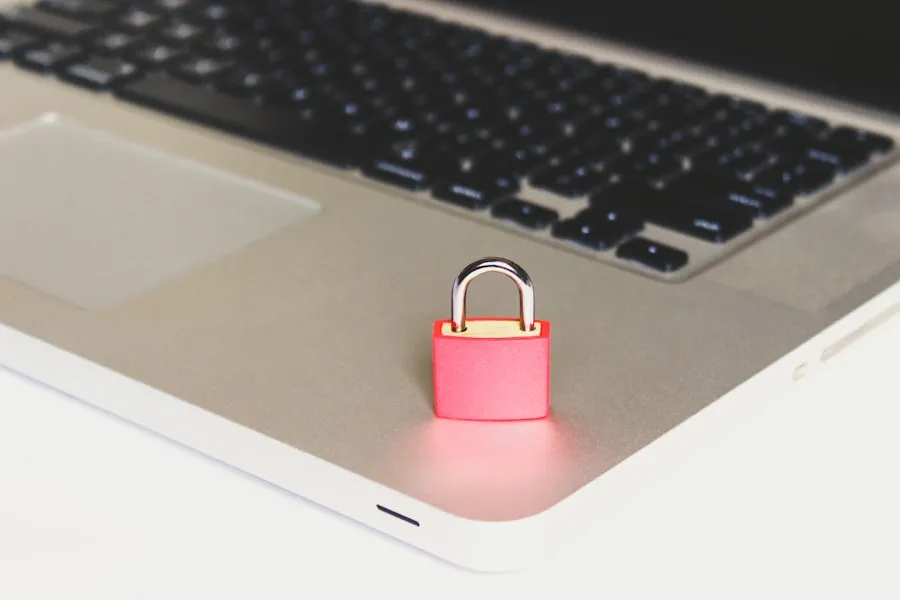 Photo "How to protect your online business from fraud and cyber attacks"