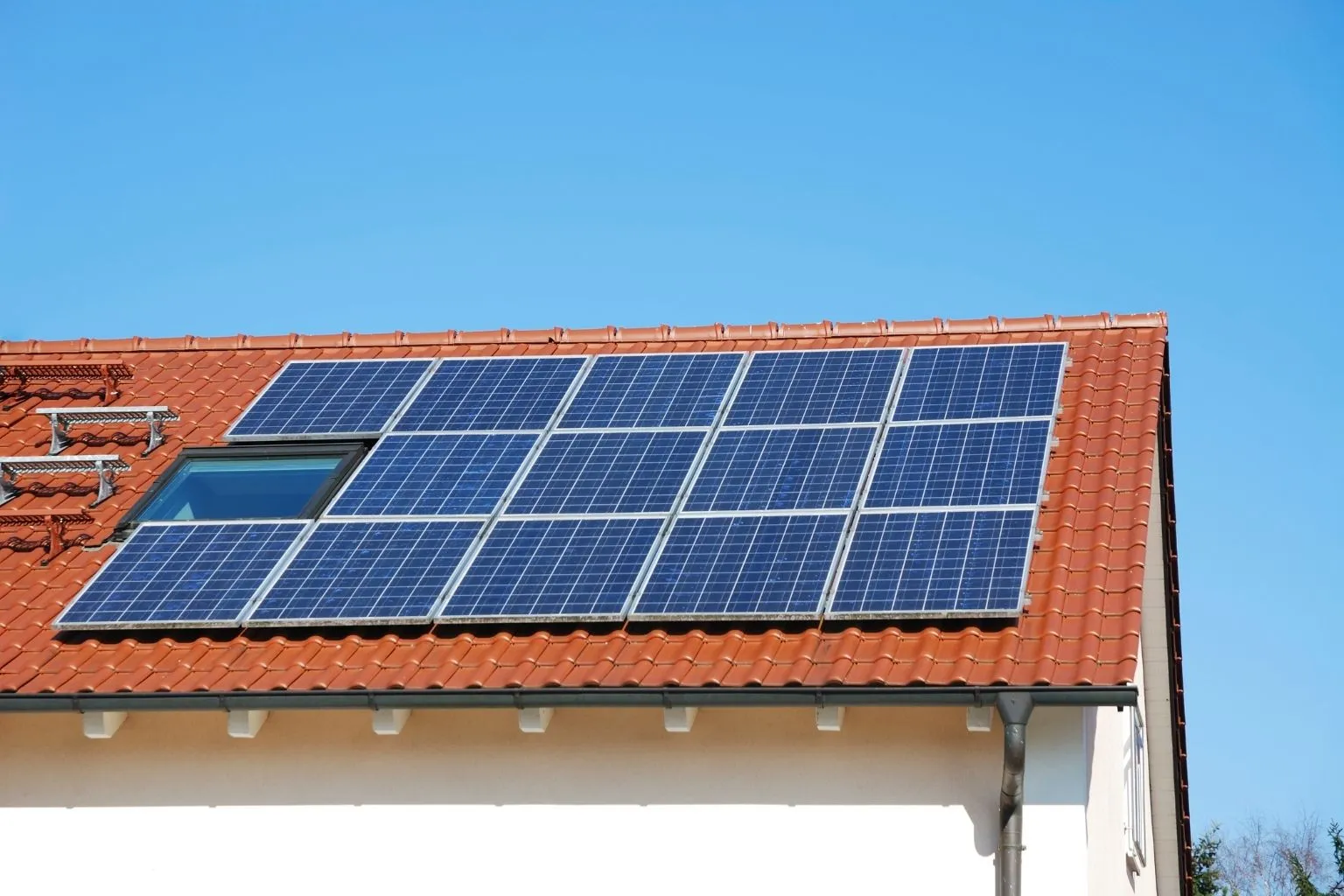 Cum alegi sistemul fotovoltaic potrivit pentru locuința ta