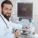 Este necesar sa vii insotita la procedura de reperaj cu harpon ecografic?