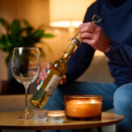 Bucureștiul Care Se Simte: Cum Au Devenit Lumânările Parfumate, Degustările de Vin și Cafenelele Premium Noua Formă de Lifestyle Urban