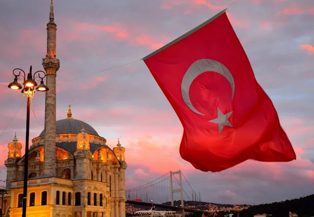 Istanbul cu buget redus: Cum să vizitezi orașul fără să cheltui o avere