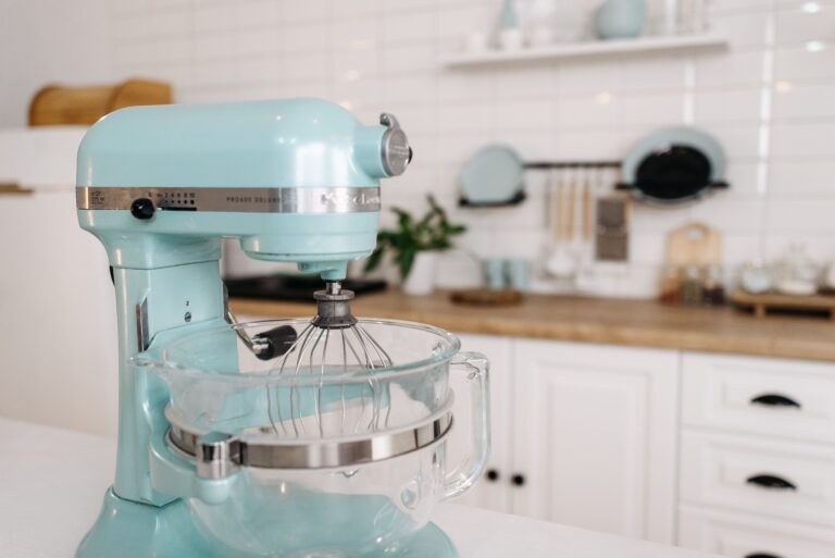 cati watti consuma de fapt un mixer de bucatarie: consum de energie in functie de putere si timpul de utilizare