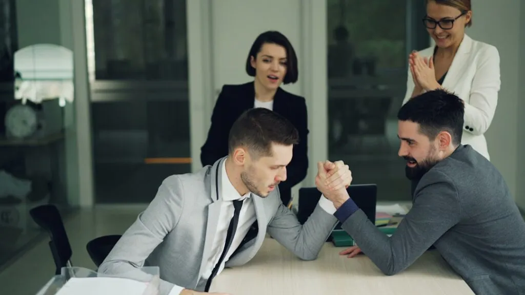 Negocierea primului salariu: încredere și succes Photo negotiate first salary confident